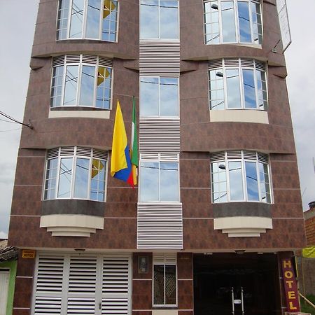 Hotel Emperatriz Armenia  Zewnętrze zdjęcie