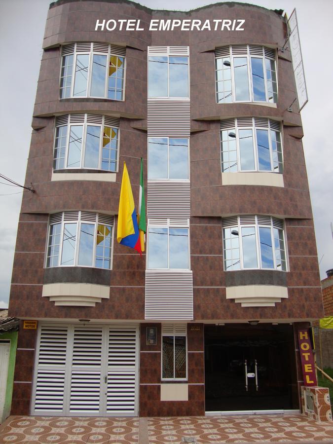 Hotel Emperatriz Armenia  Zewnętrze zdjęcie