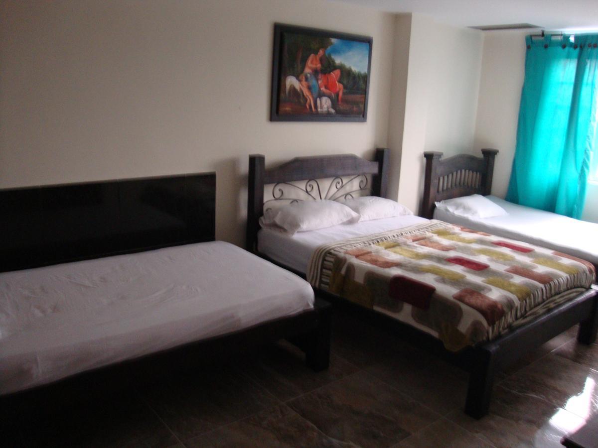 Hotel Emperatriz Armenia  Zewnętrze zdjęcie