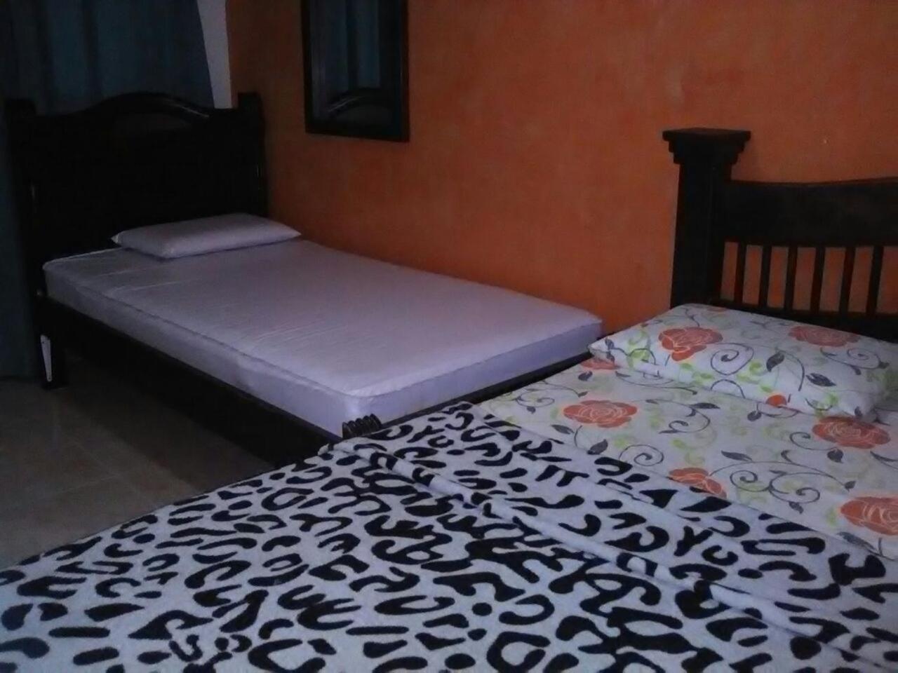 Hotel Emperatriz Armenia  Zewnętrze zdjęcie